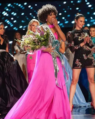 FELLOW NATURAL KALIEGH GARRIS BECOMES 2019 MISS TEEN USA